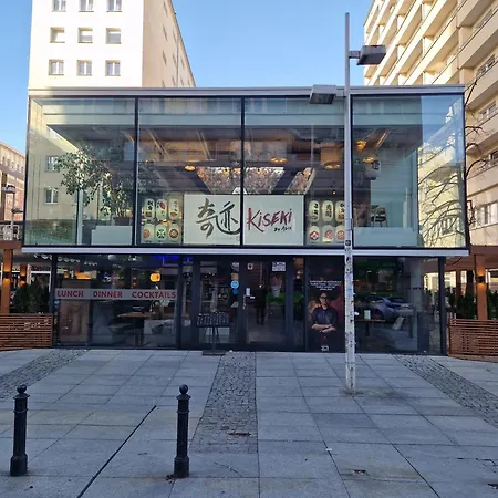 View And Apartment *