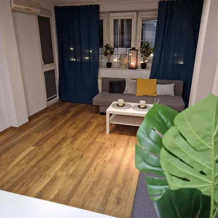 View And Apartment *